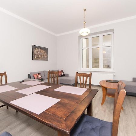 Best Location On Main Square P4You Pl Krakow Bagian luar foto
